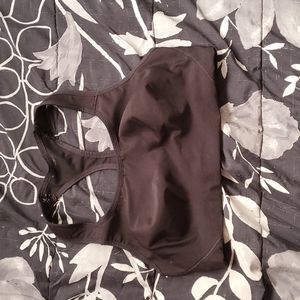 Black sports bra